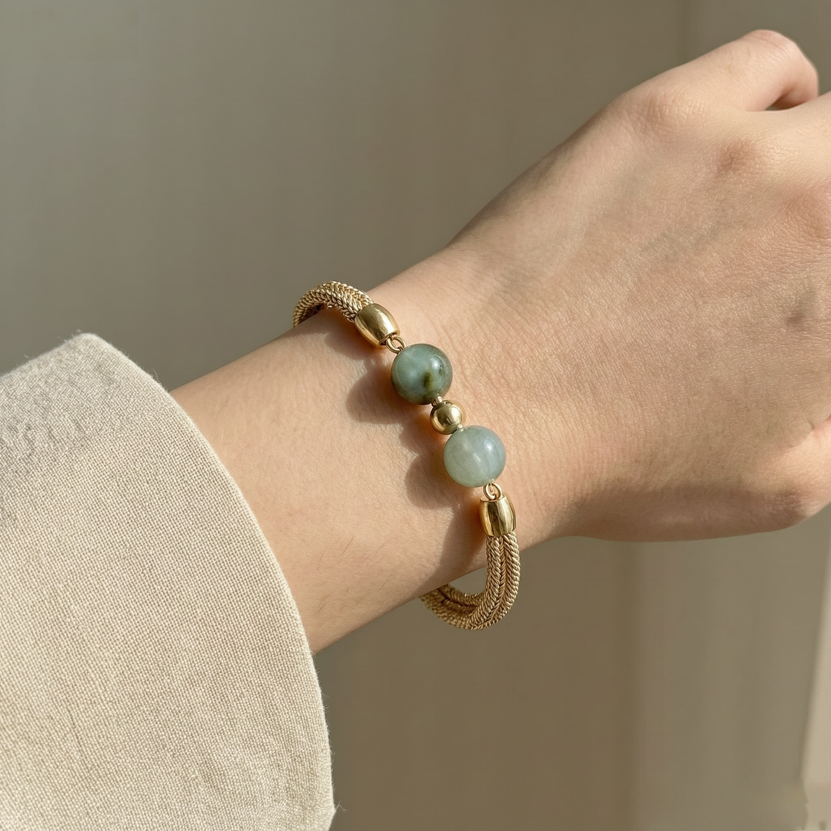 Elegant Green Bead Gold Bracelet